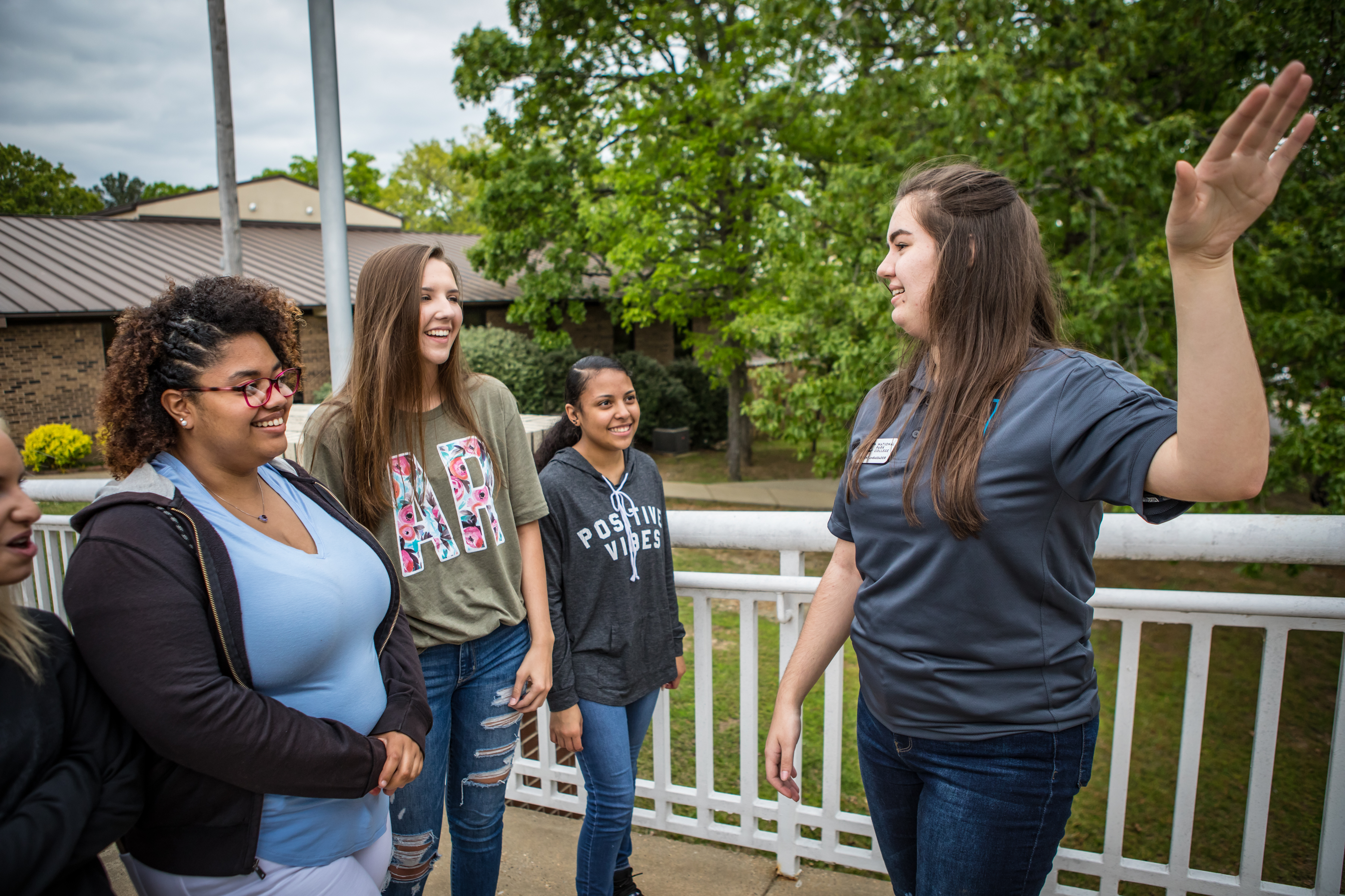 New student tour on campus